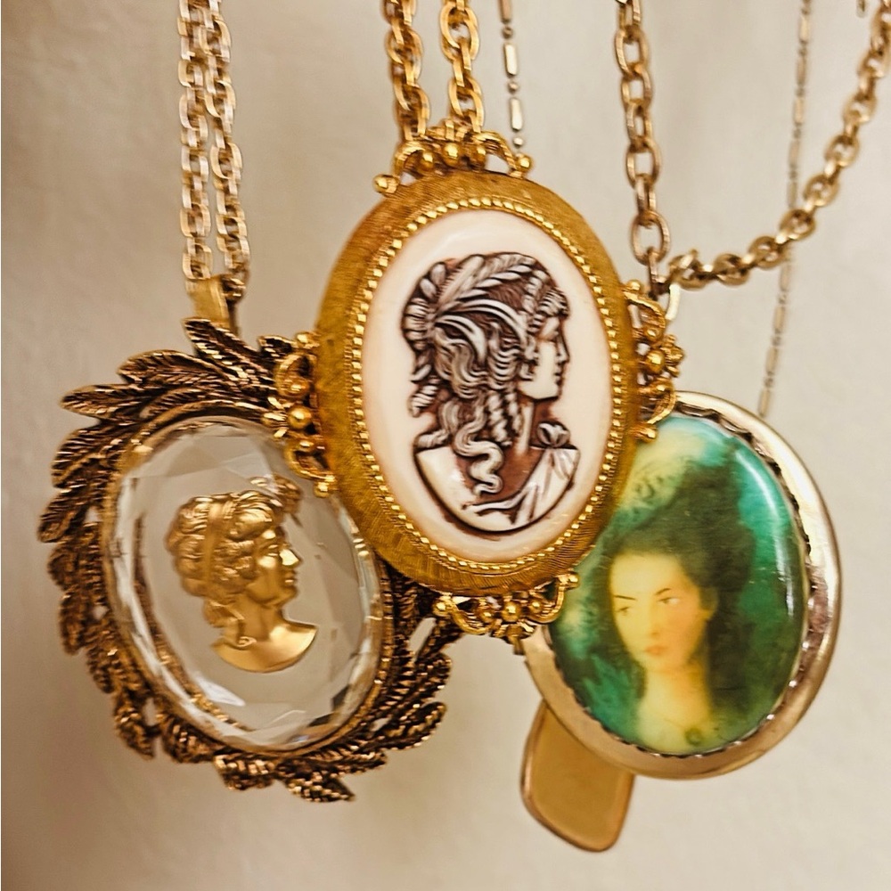 Vintage Cameo Pendant Necklace Bundle